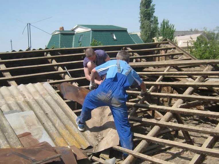 Демонтаж кровли